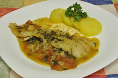 Jak uvařit treska s rajčaty? Snadné recept, připravený za 30 - 45 minut